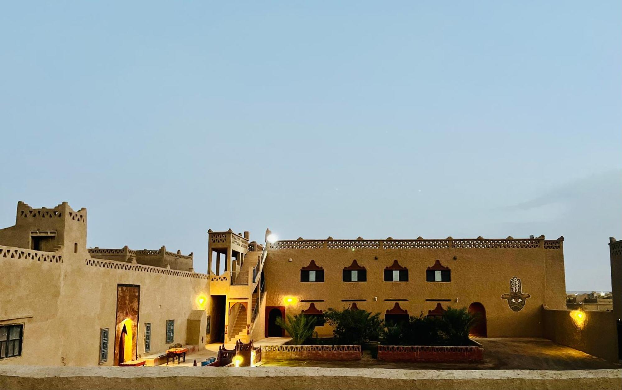 Hotel Camping Les Roses Des Dunes & Piscine 梅尔祖卡 外观 照片