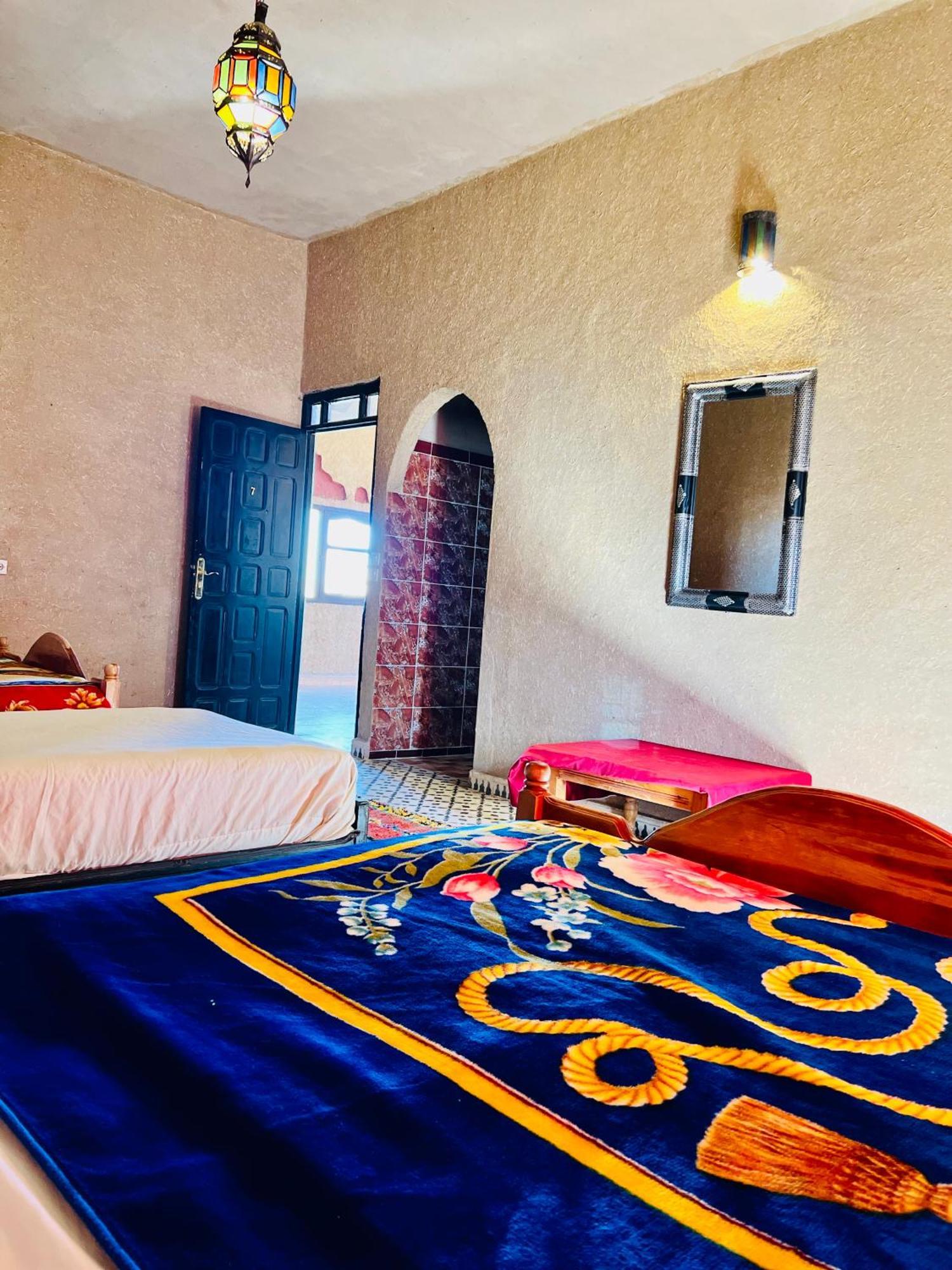Hotel Camping Les Roses Des Dunes & Piscine 梅尔祖卡 外观 照片