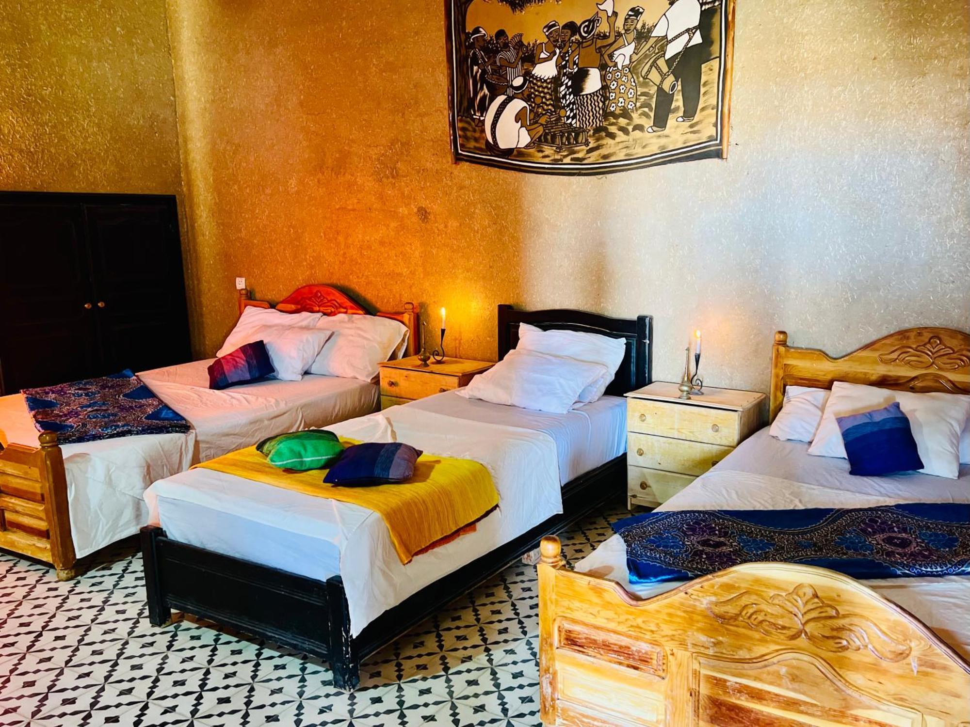 Hotel Camping Les Roses Des Dunes & Piscine 梅尔祖卡 外观 照片