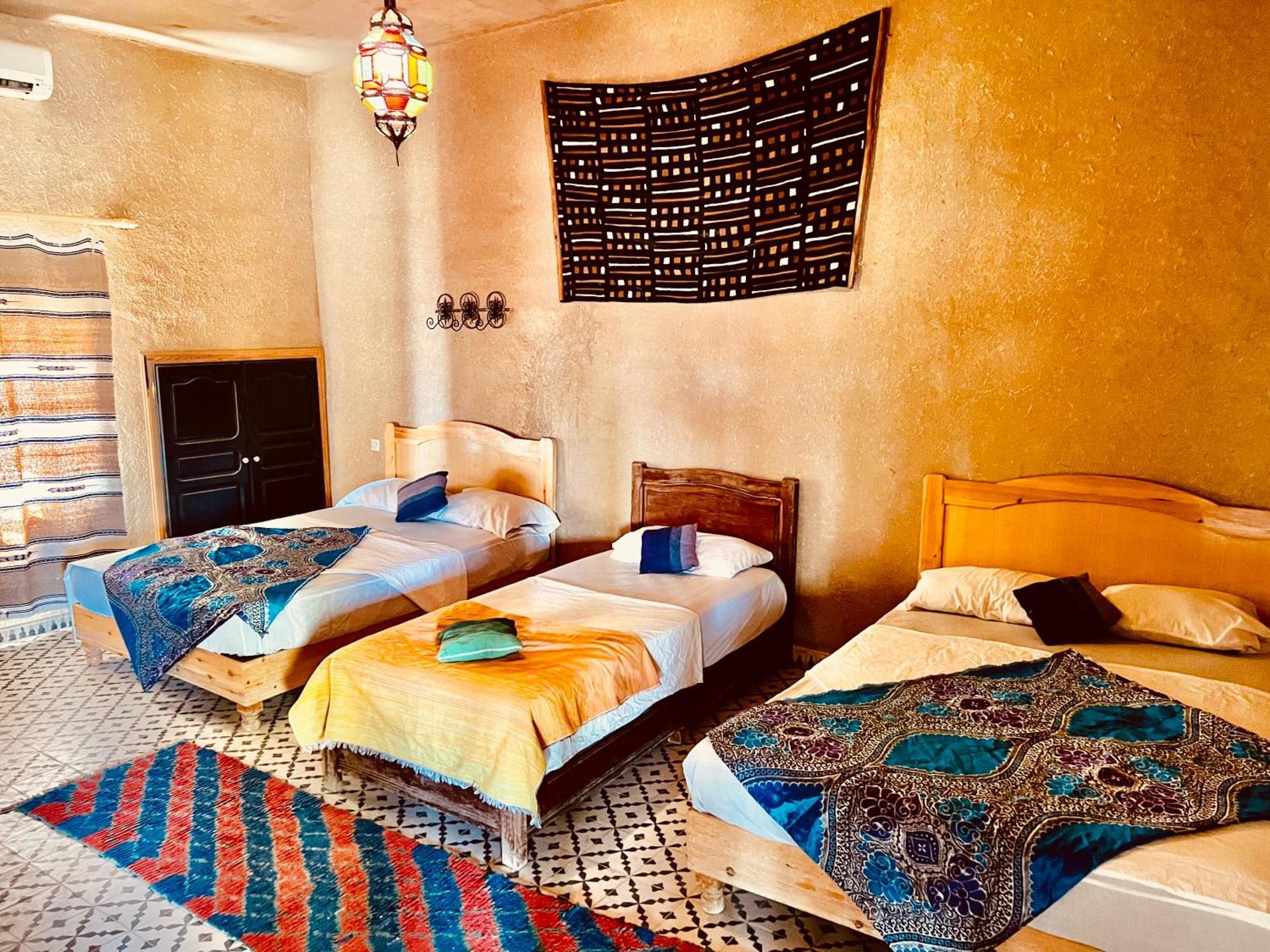 Hotel Camping Les Roses Des Dunes & Piscine 梅尔祖卡 外观 照片
