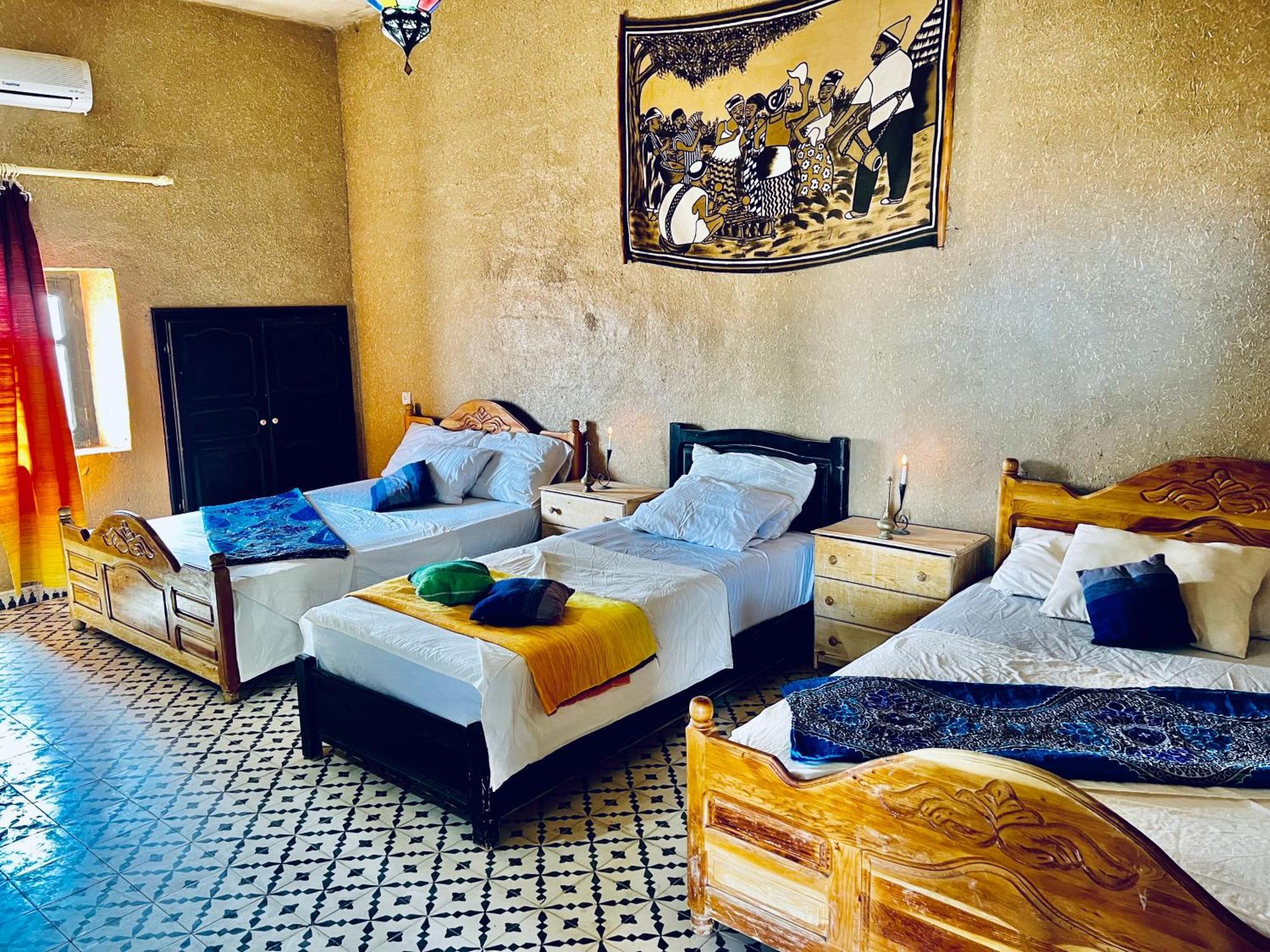 Hotel Camping Les Roses Des Dunes & Piscine 梅尔祖卡 外观 照片